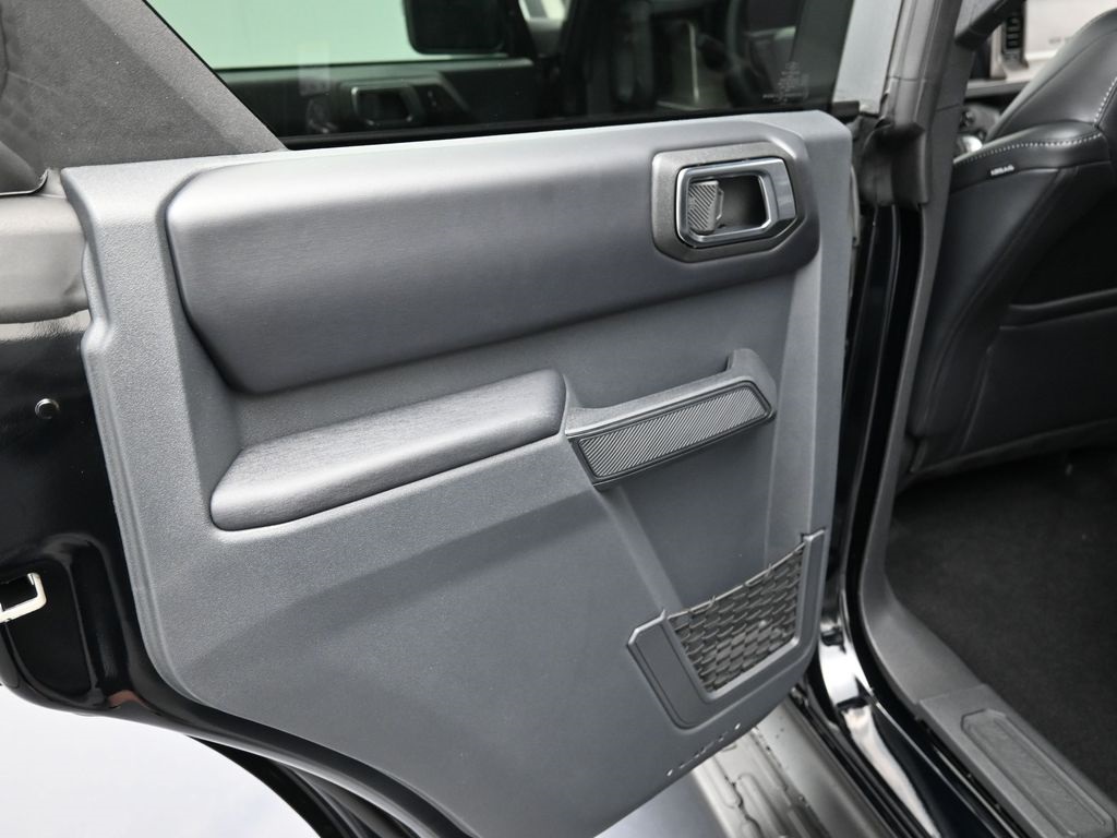 2025 Ford Bronco Outer Banks photo 21