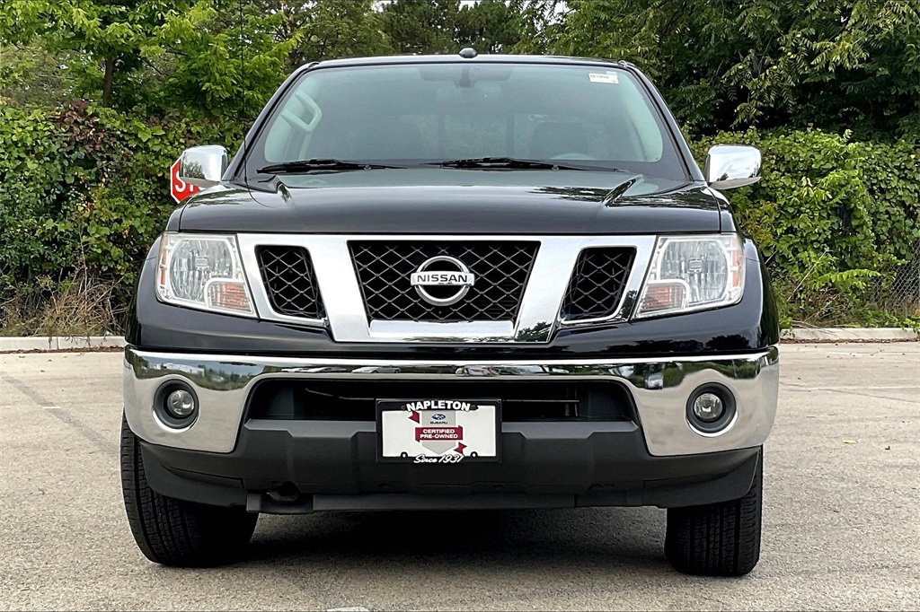 2019 Nissan Frontier SL photo 2