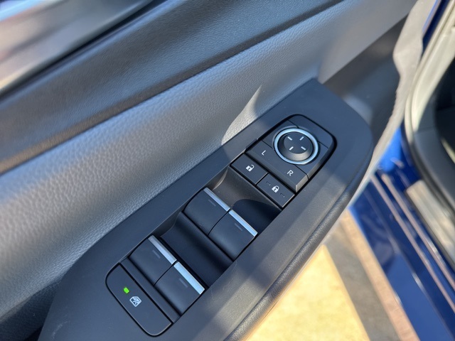 2024 Toyota Prius XLE photo 15