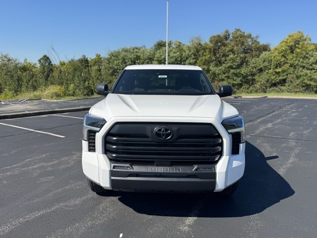 2026 Toyota Tundra SR5 CrewMax photo 7
