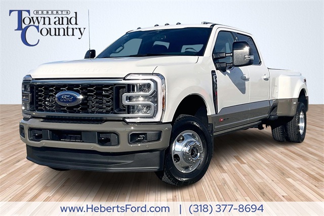 2026 Ford F-350 Super Duty King Ranch's photo