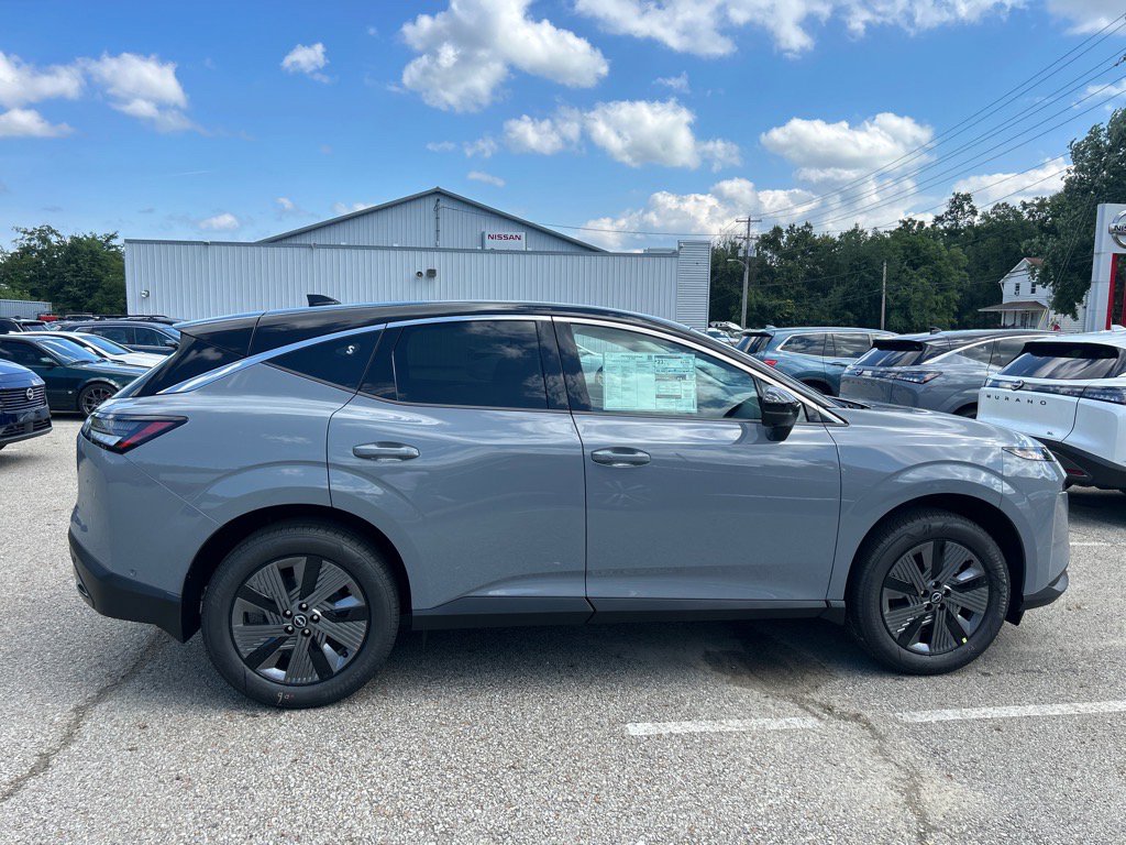 2025 Nissan Murano SL photo 2