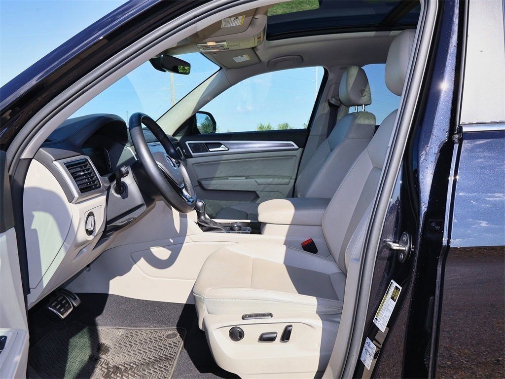2019 Volkswagen Atlas V6 SEL R-Line photo 11