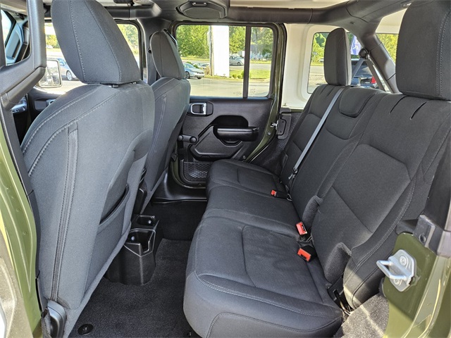 2021 Jeep Wrangler Unlimited Willys photo 9