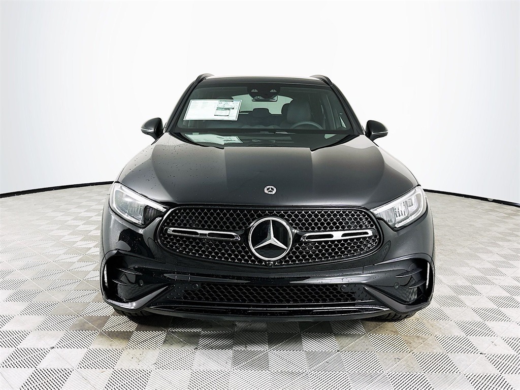 2025 Mercedes Benz GLC 350e 4MATIC photo 2