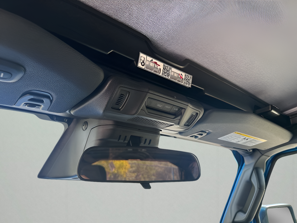 2025 Jeep Wrangler Sport S photo 22