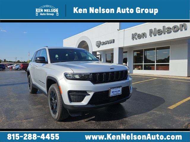 2025 Jeep Grand Cherokee Altitude's photo