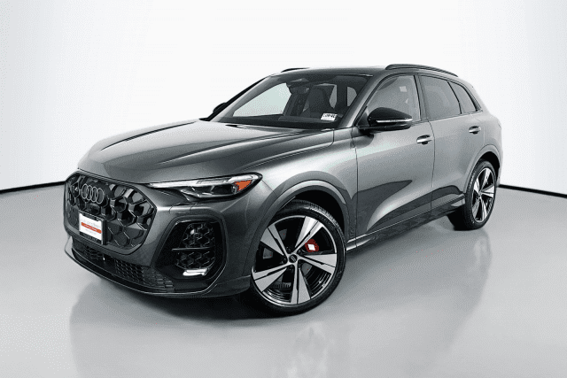 2025 Audi New SQ5 Premium Plus's photo