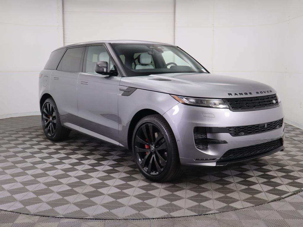 2025 Land Rover Range Rover Sport SE photo 3