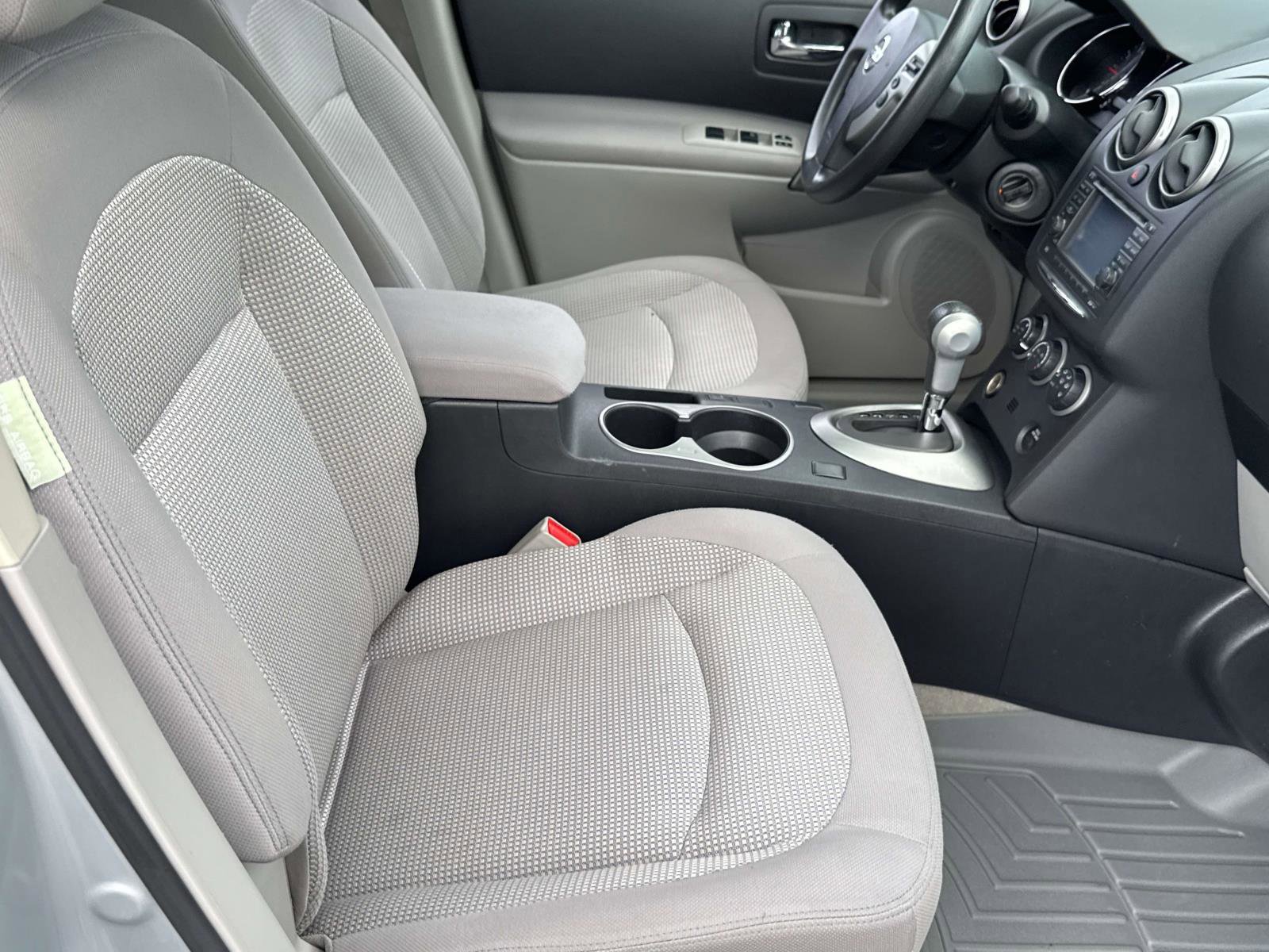 2012 Nissan Rogue Sport photo 7