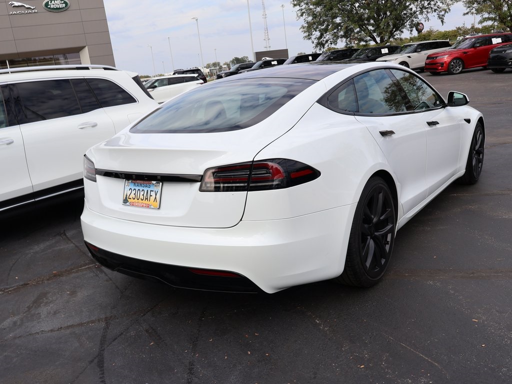 2024 Tesla Model S photo 10