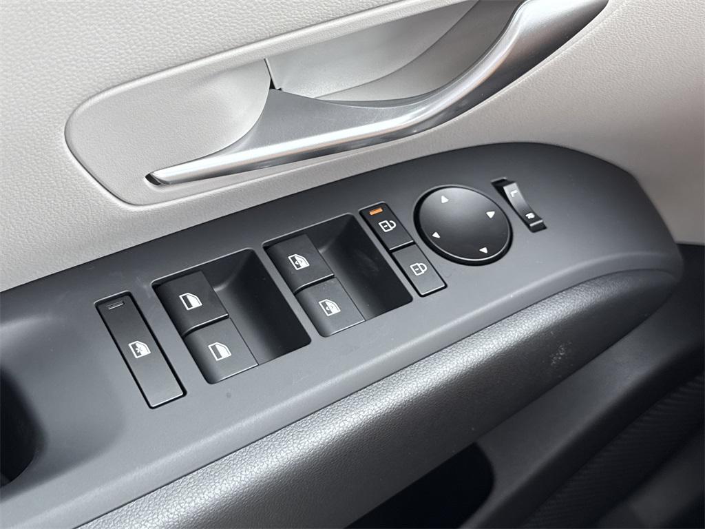 2026 Hyundai Tucson SEL photo 14