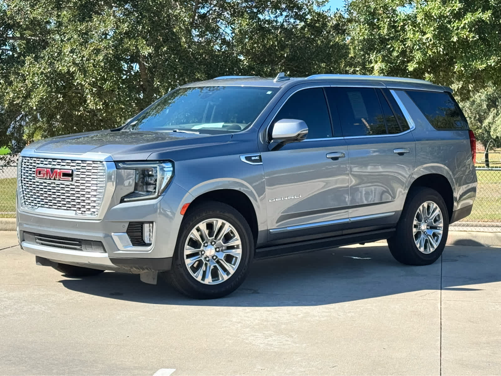 2021 GMC Yukon Denali's photo