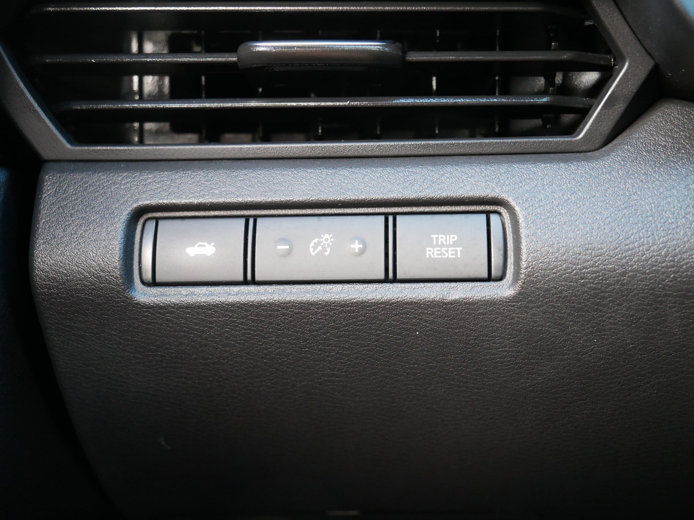 2023 Nissan Altima 2.5 SV photo 26
