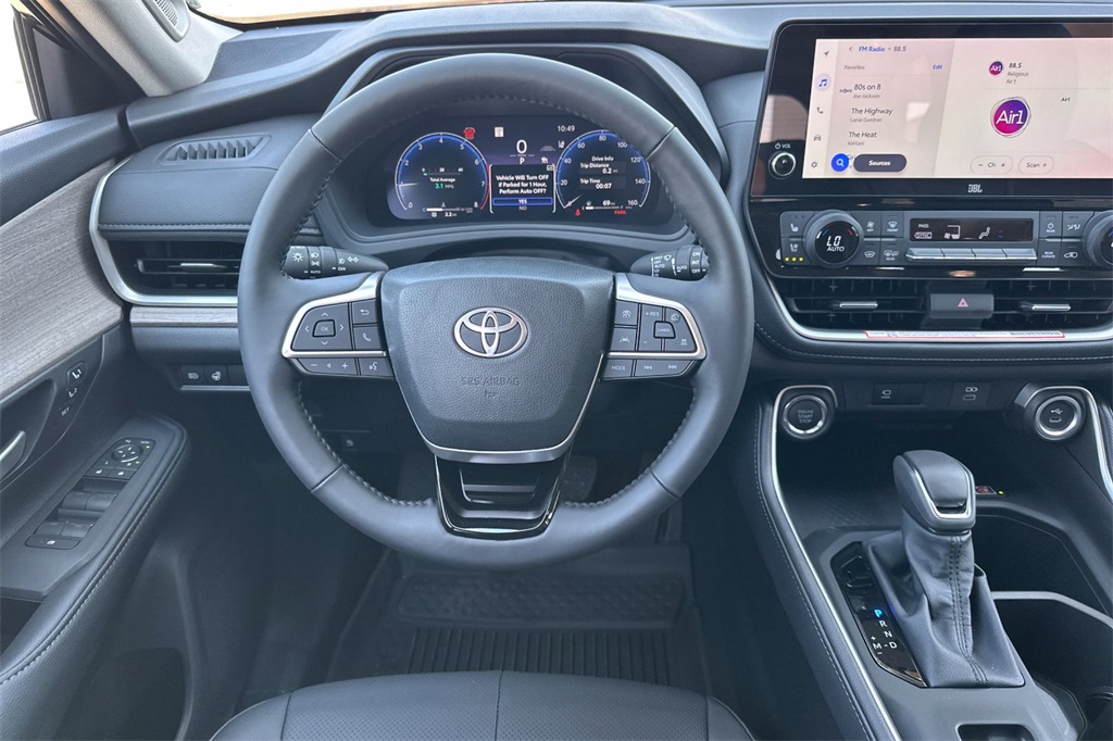 2025 Toyota Grand Highlander Limited AWD photo 14