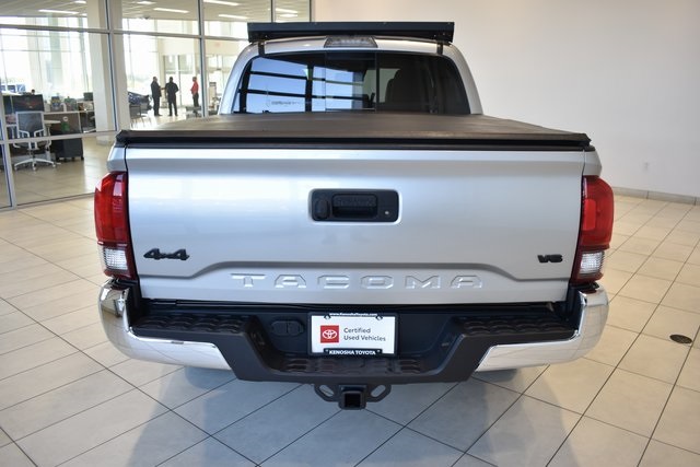 2022 Toyota Tacoma SR5 photo 8