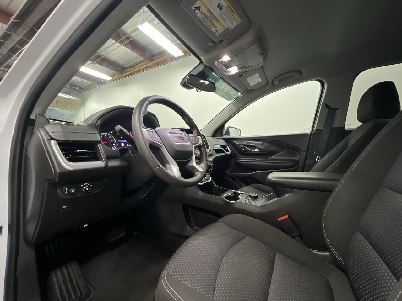 2022 Gmc Terrain SLE photo 9