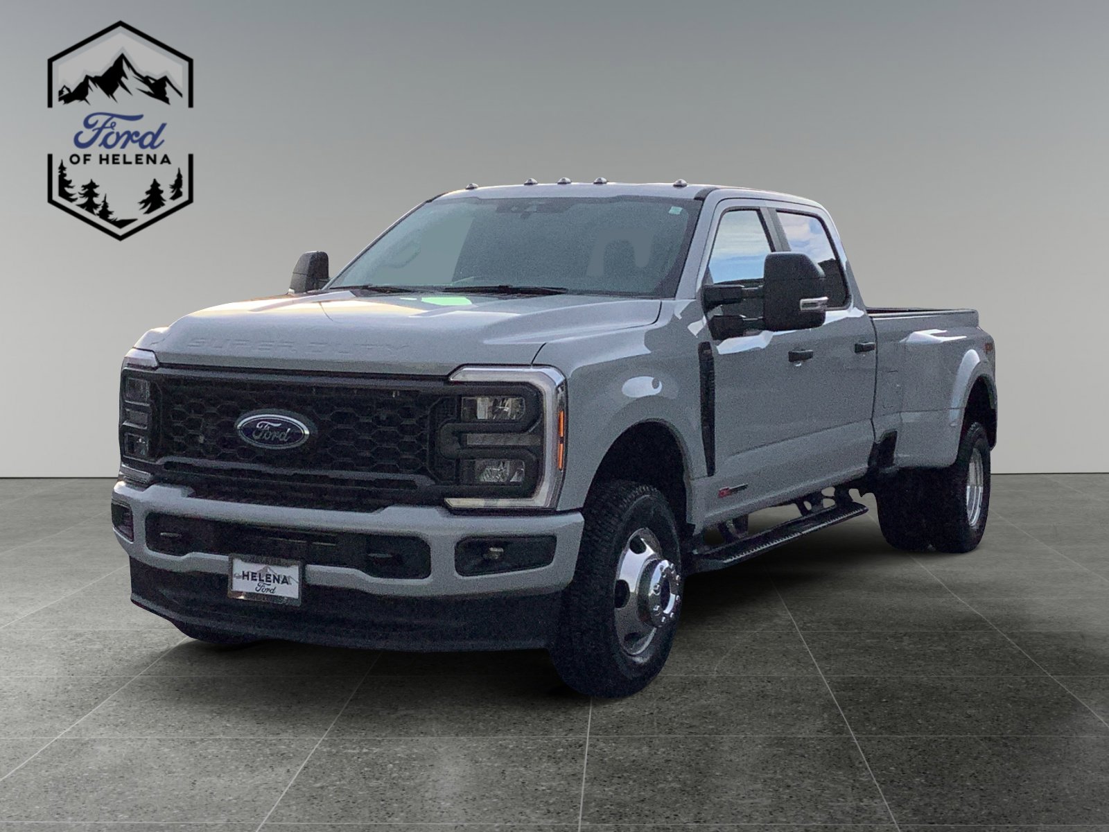 2026 Ford F-350 Super Duty XL's photo