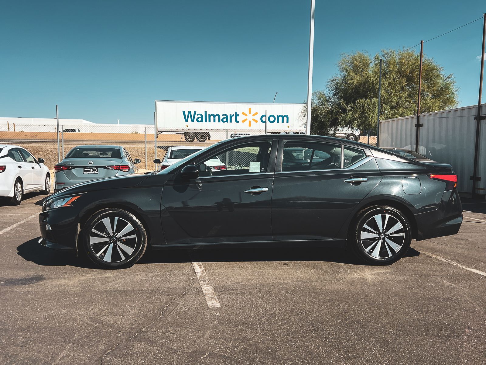 2022 Nissan Altima 2.5 SV photo 6