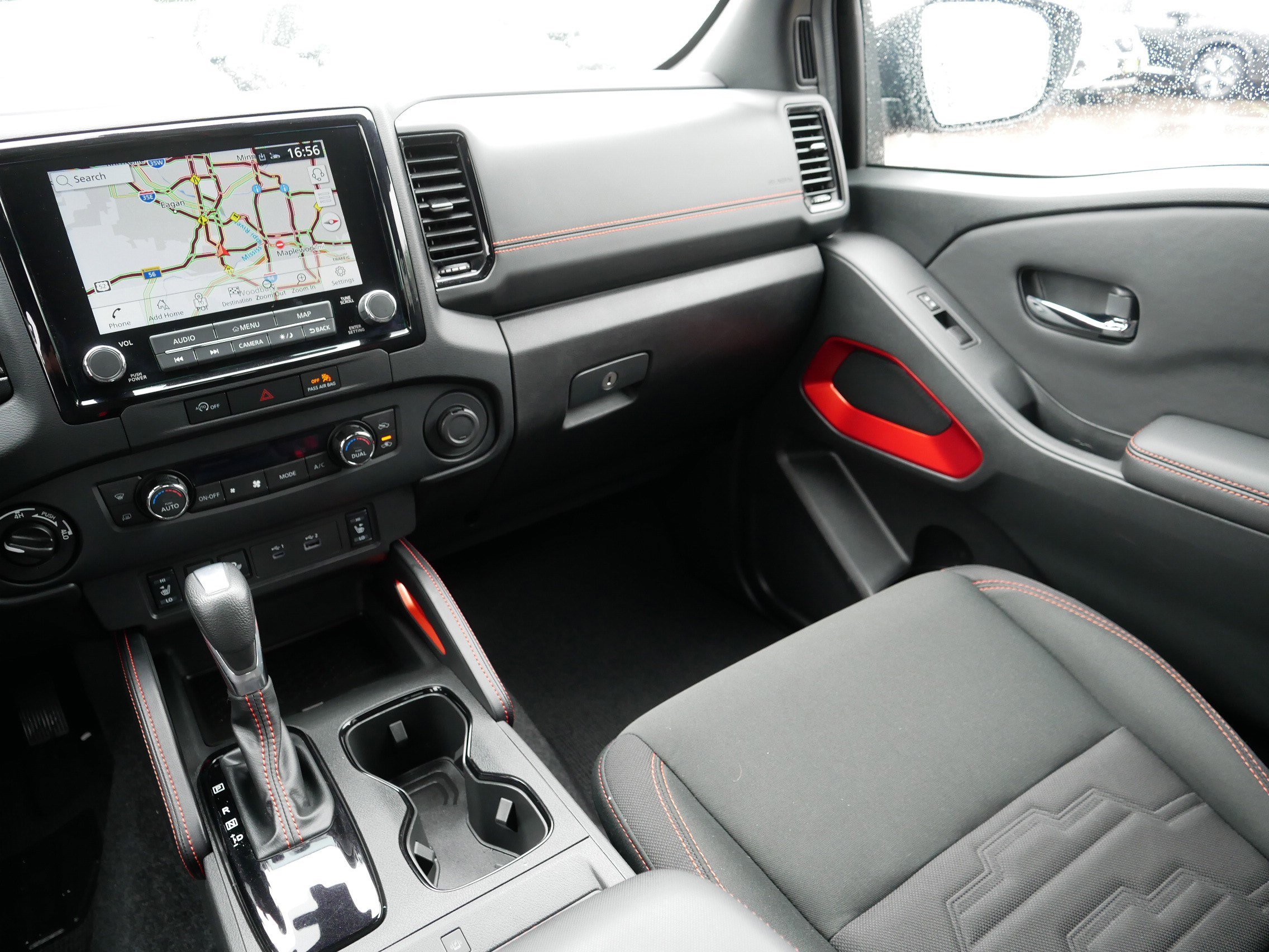 2023 Nissan Frontier PRO-4X photo 11