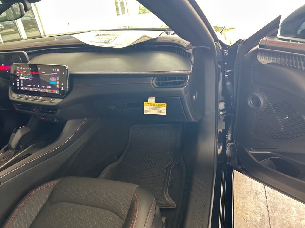 2025 Dodge Charger R/T photo 19
