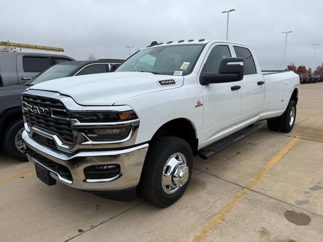 2026 Ram 3500 Tradesman photo 3