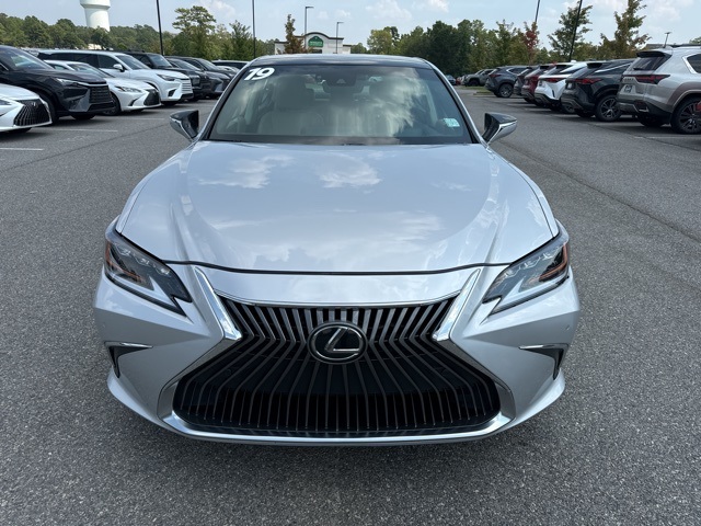 2019 Lexus ES 350 Luxury photo 7