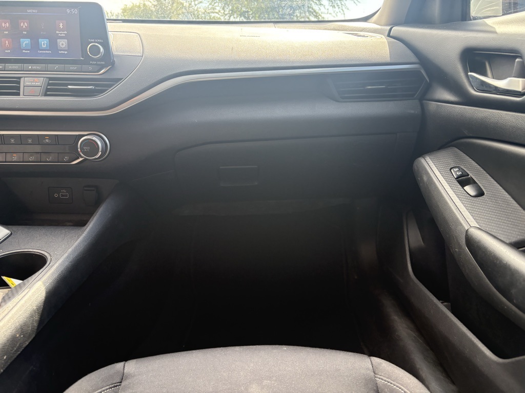 2022 Nissan Altima 2.5 S photo 6