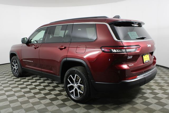 2025 Jeep Grand Cherokee Limited photo 4