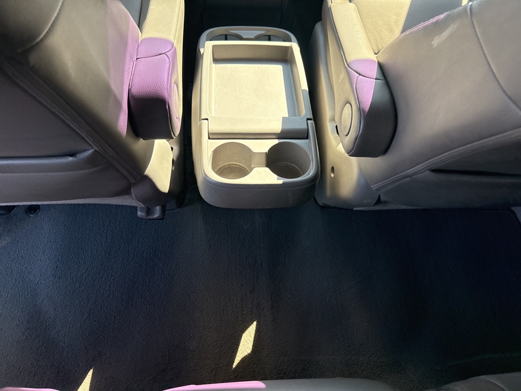 2016 Honda Odyssey Touring Elite photo 14
