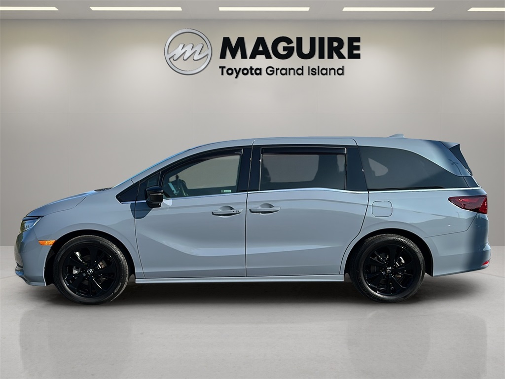 2024 Honda Odyssey Sport photo 3