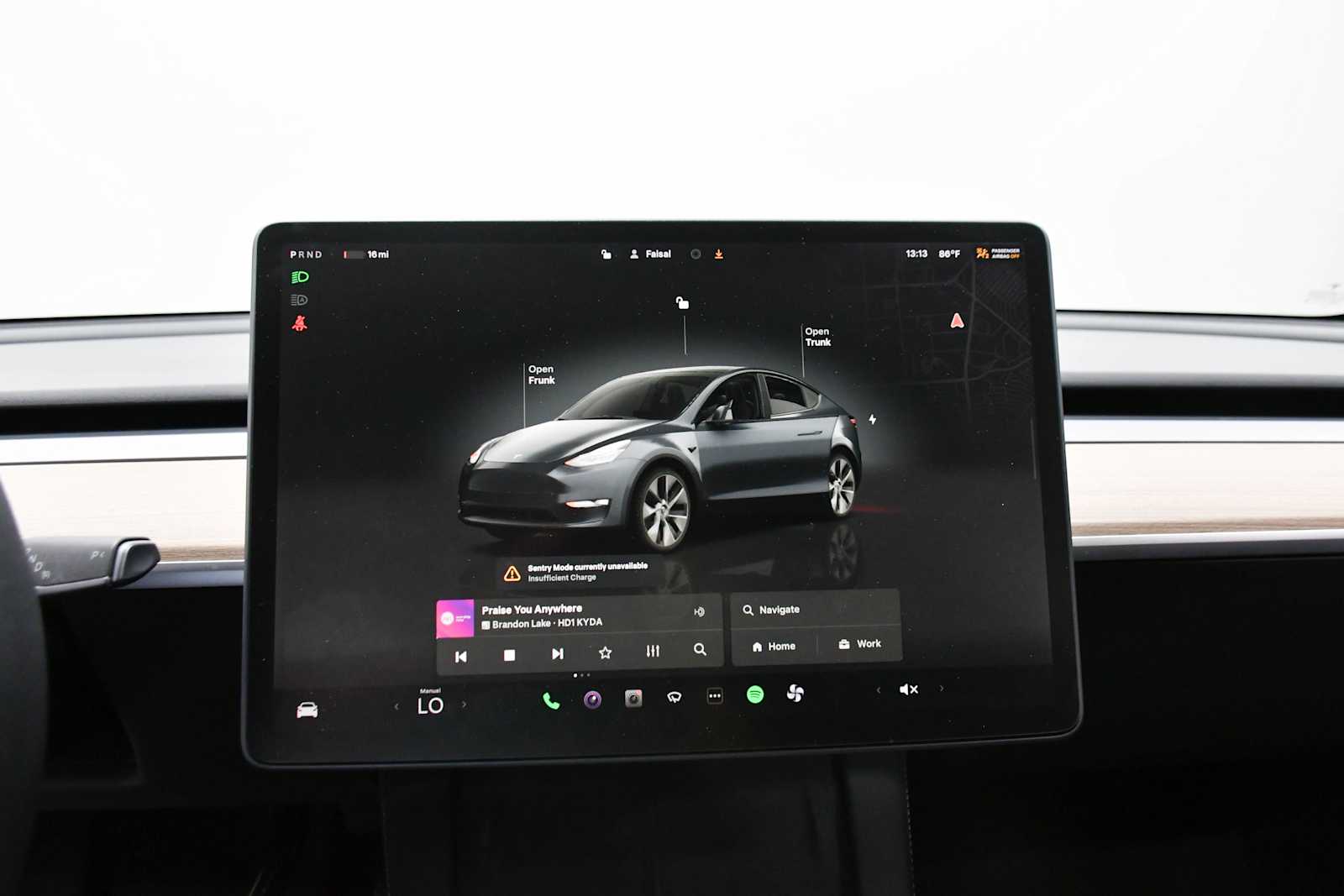 2022 Tesla Model Y Long Range photo 16