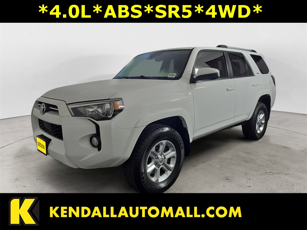 2020 Toyota 4Runner SR5's photo