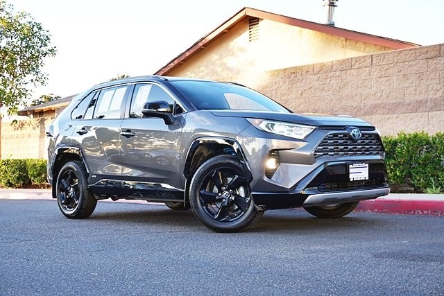 2020 Toyota RAV4 Hybrid XSE