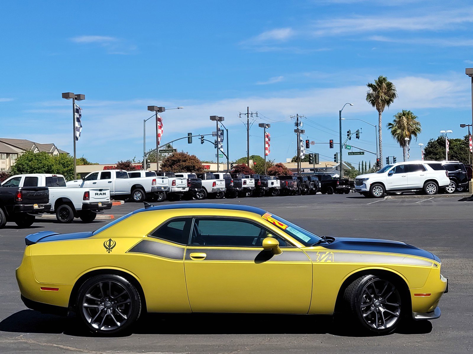 2021 Dodge Challenger R/T photo 4