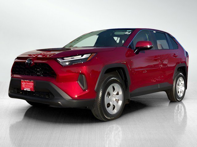 2025 Toyota RAV4 LE's photo