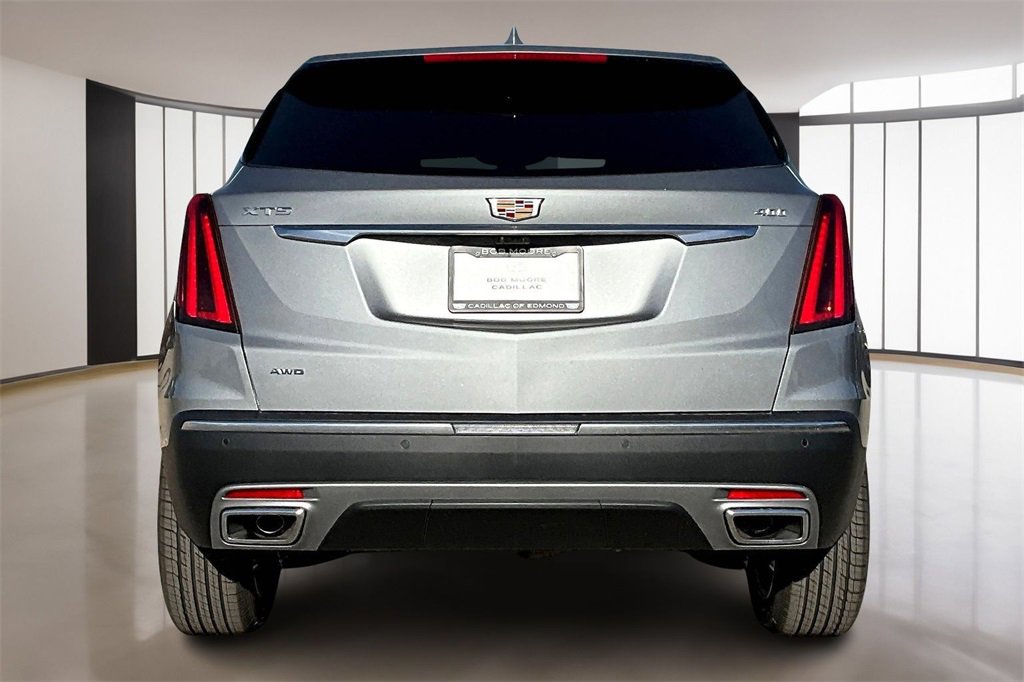 2025 Cadillac XT5 Premium Luxury photo 2