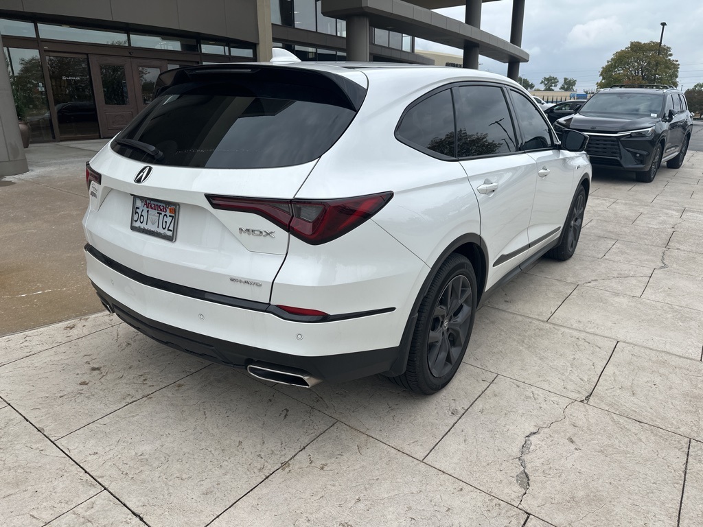 2022 Acura MDX A-Spec photo 2