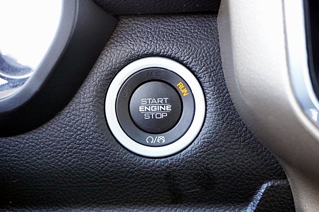 Used 2019 Gray Ram Laramie image 29