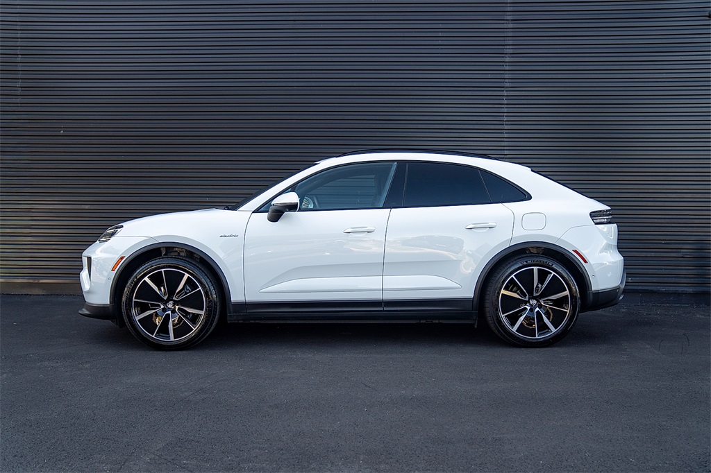 Certified 2025 Porsche Macan Base with VIN WP1AD2XA8SL076565 for sale in Lawrence Township, NJ