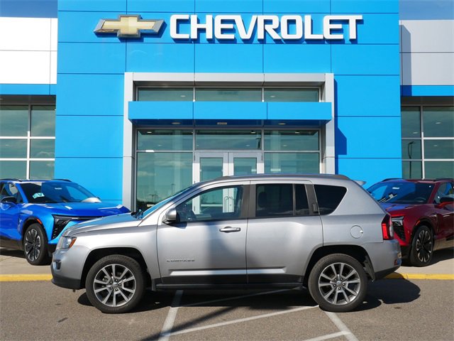 Used 2016 Jeep Compass High Altitude with VIN 1C4NJDEB6GD681157 for sale in Roseville, Minnesota