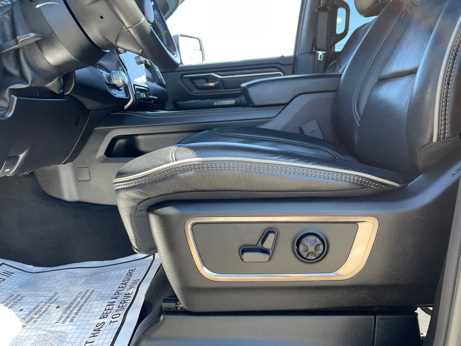 2019 Ram 1500 Limited photo 16