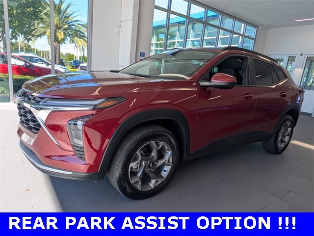 2024 Chevrolet Trax LT photo 4