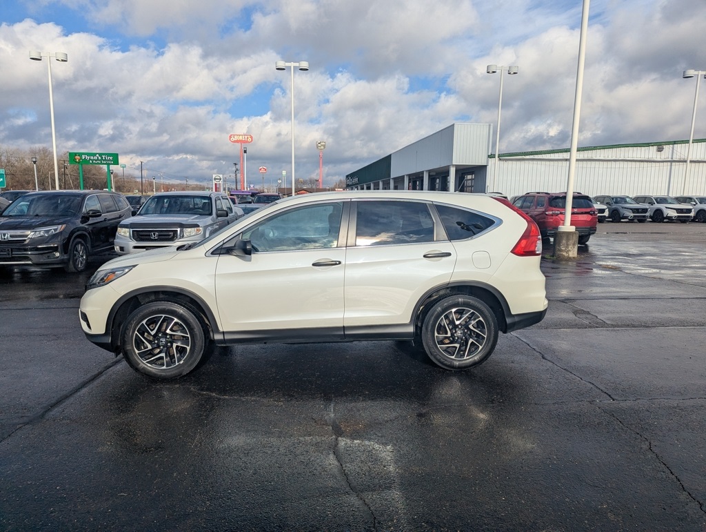 2016 Honda CR-V SE photo 4