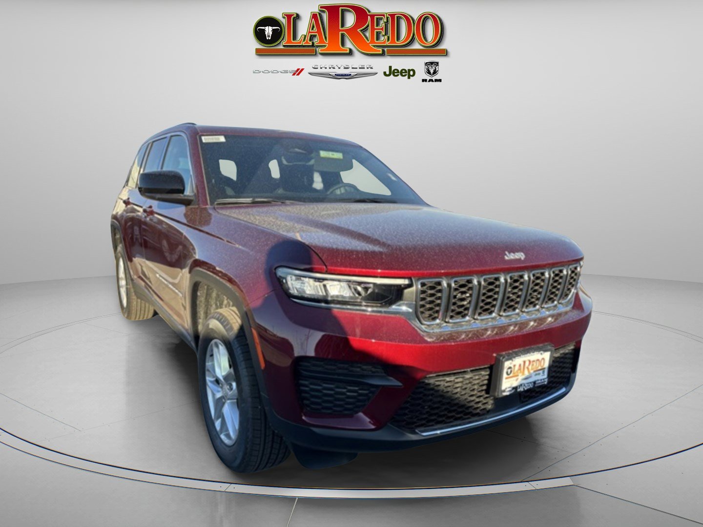 2025 Jeep Grand Cherokee Laredo's photo