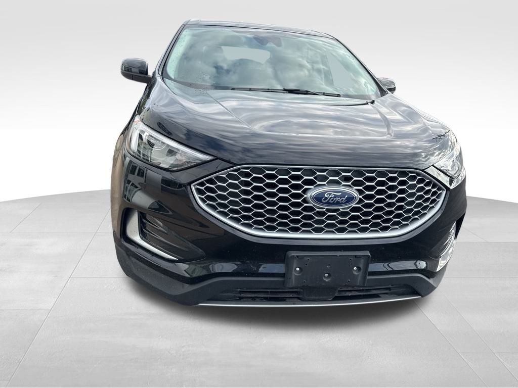 2024 Ford Edge SEL photo 4