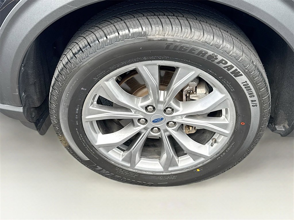 2022 Ford Explorer Limited photo 33
