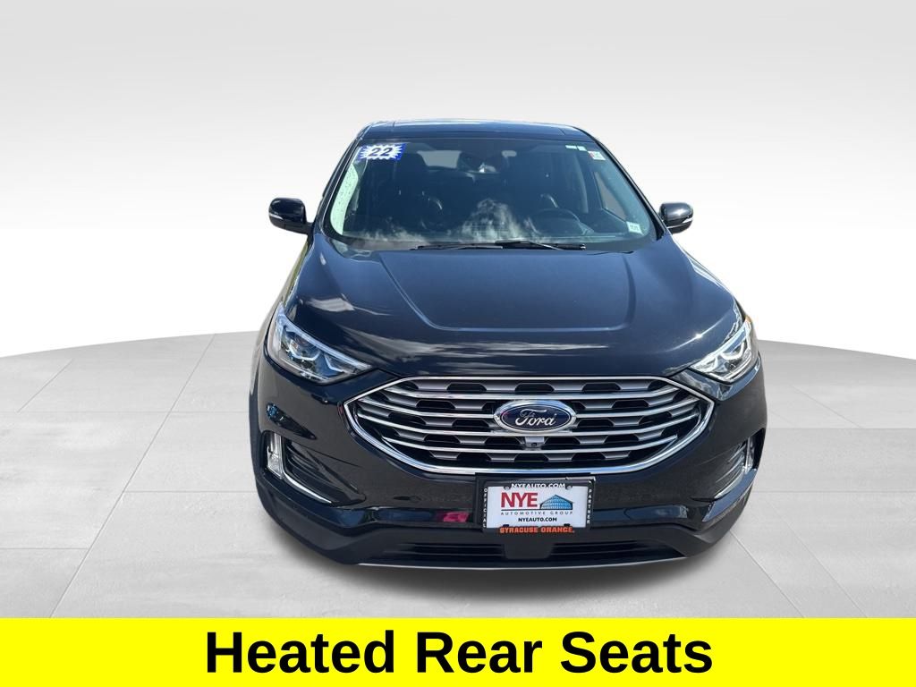 2022 Ford Edge Titanium photo 4