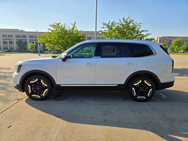 2025 Kia Telluride EX photo 3