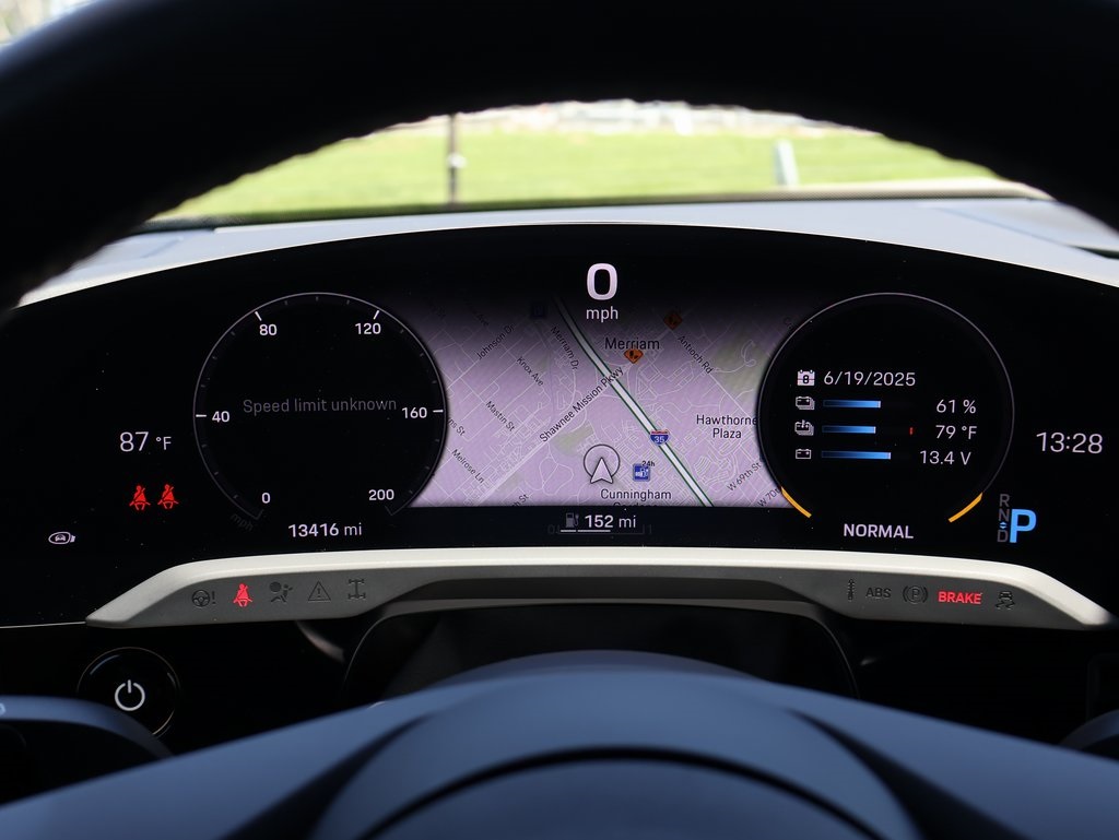 2023 Porsche Taycan 4S photo 28